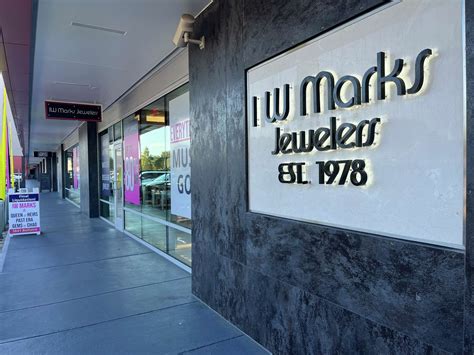 iw marks jewelers closing